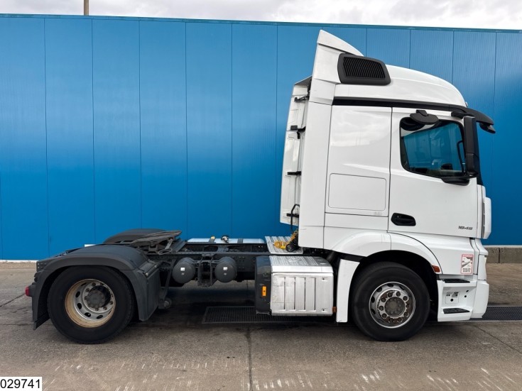 Mercedes Actros 1845