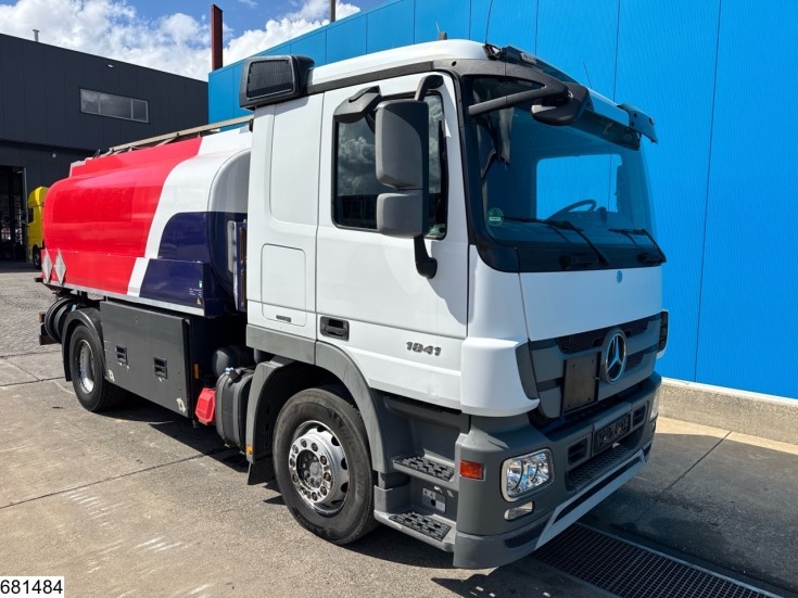 Mercedes Actros 1841