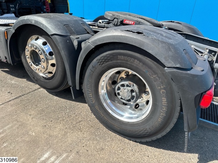 DAF XF 530