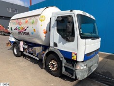 Renault Premium 270