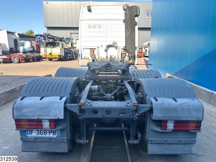 Mercedes Actros 3353