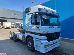 Mercedes Actros 3353