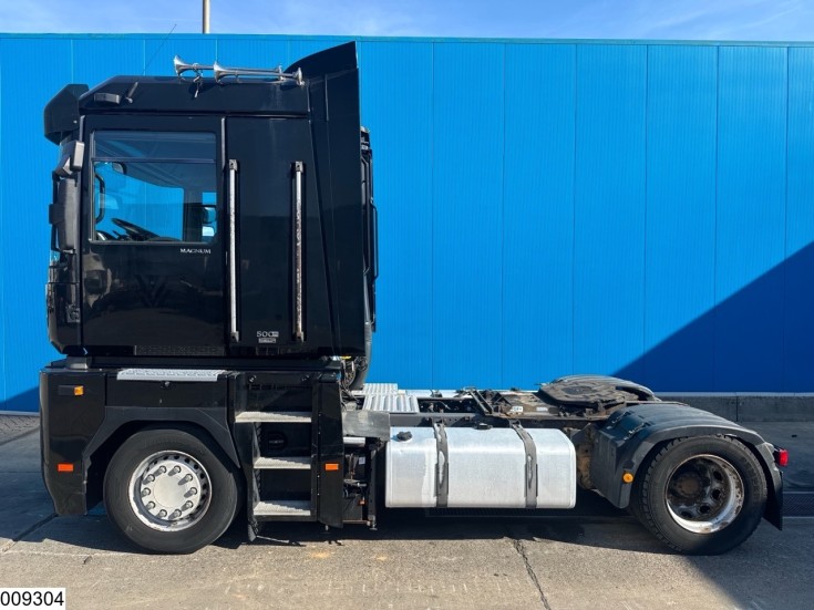 Renault AE Magnum 500 Dxi
