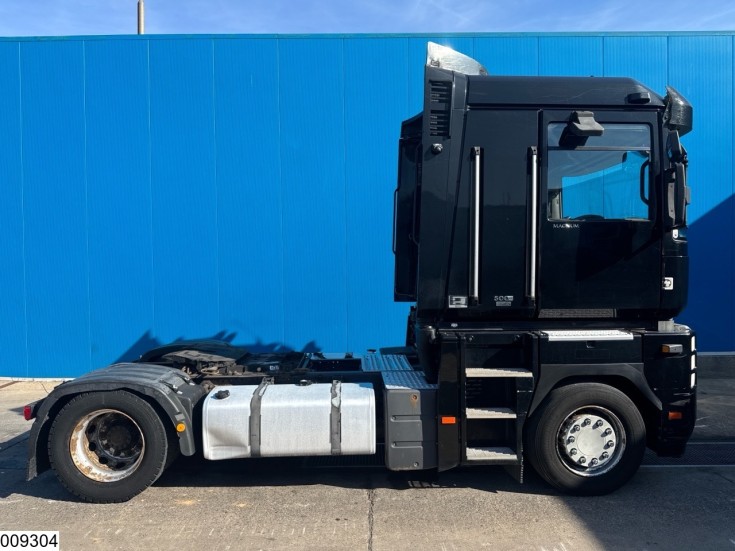 Renault AE Magnum 500 Dxi