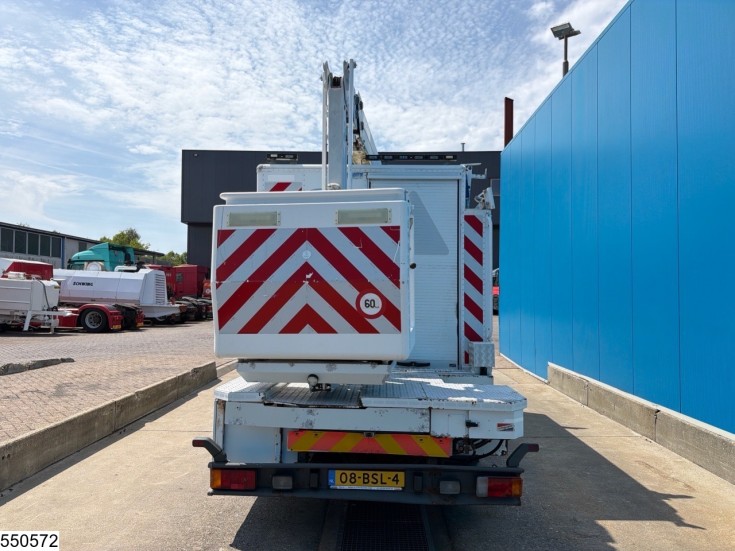 Iveco 120EL18