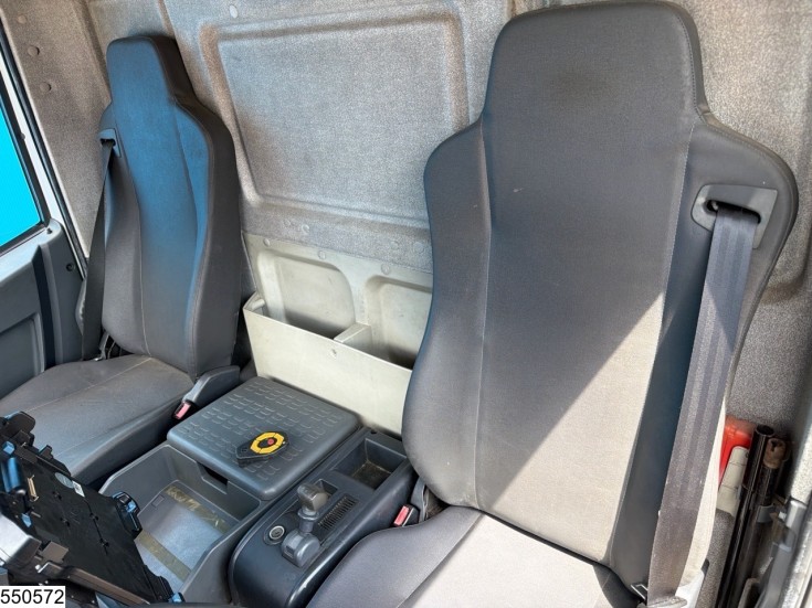 Iveco 120EL18
