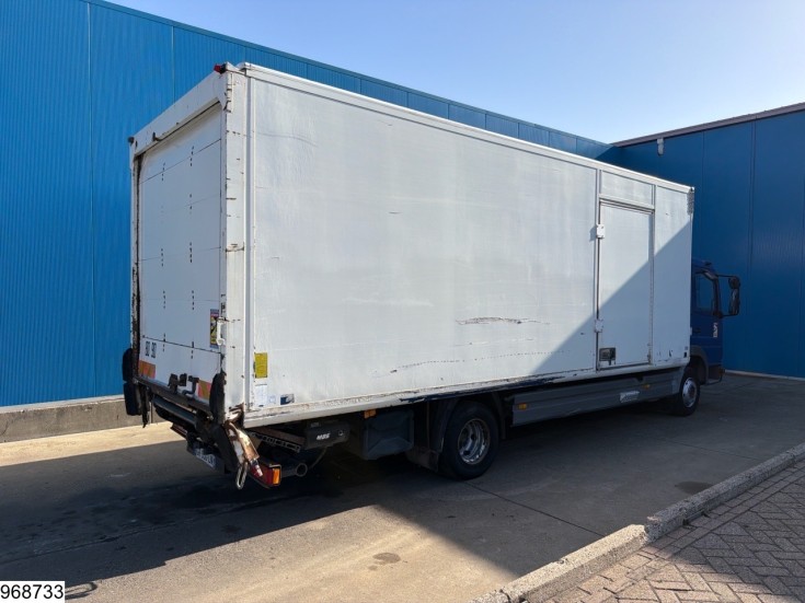 Mercedes Atego 1018