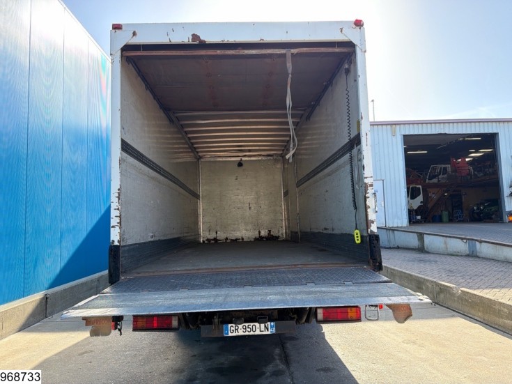 Mercedes Atego 1018