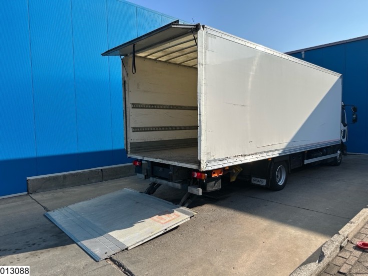 Renault D12 210