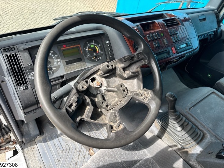 Mercedes Axor 1835