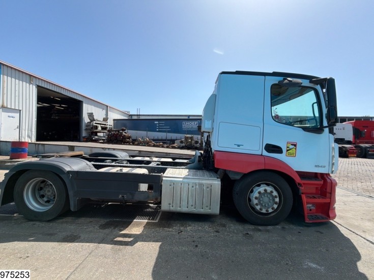 Mercedes Actros 1843