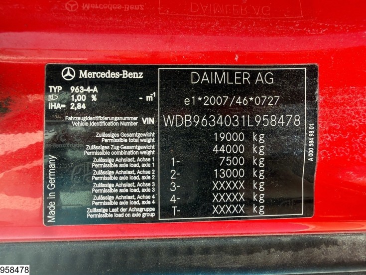 Mercedes Actros 1843