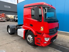 Mercedes Actros 1843