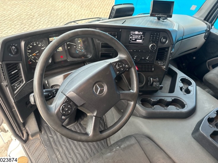 Mercedes Antos 1830