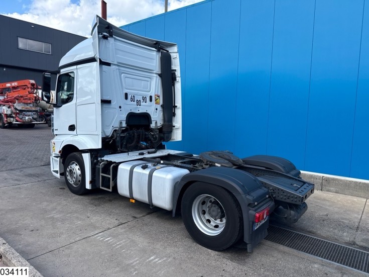 Mercedes Actros 1845