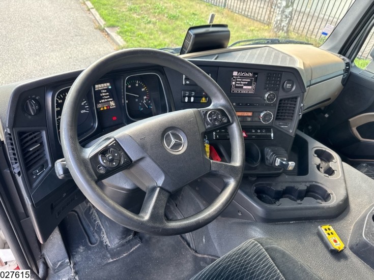 Mercedes Actros 2343