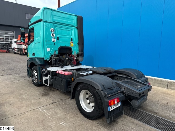 Mercedes Actros 1848