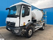 Mercedes Arocs 1830