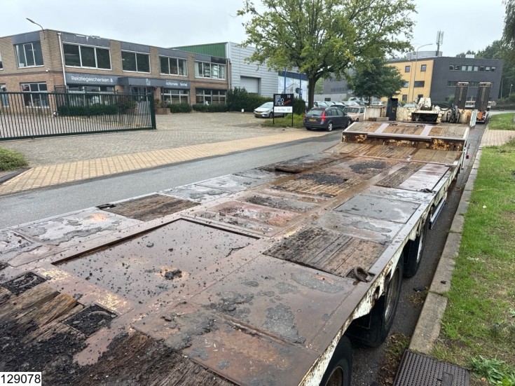 Trax Lowbed