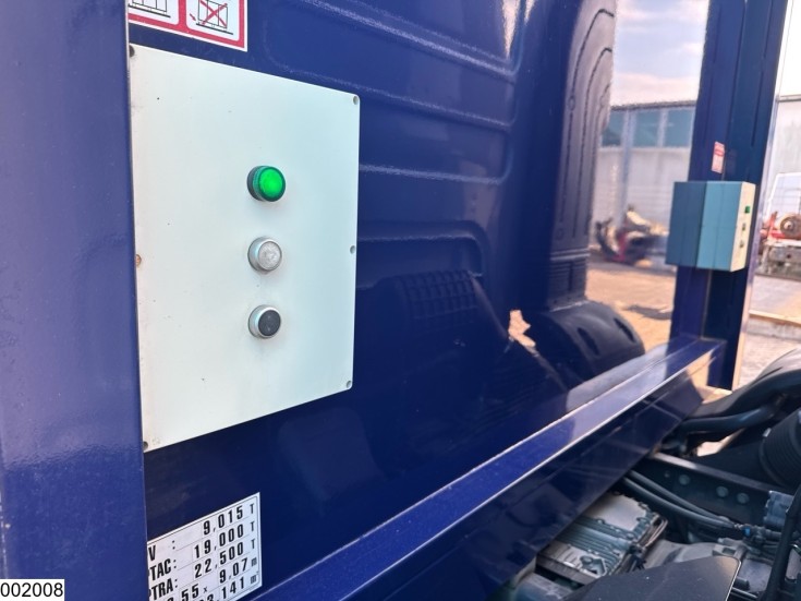 Renault D Wide 320