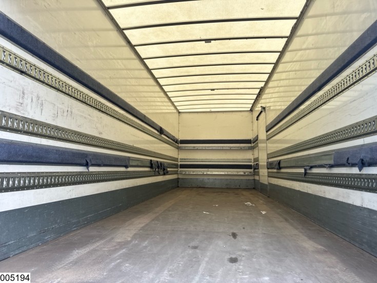 Renault D Wide 320