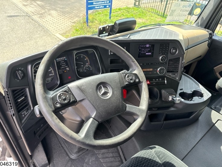 Mercedes Actros 1845