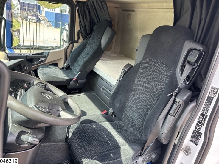 Mercedes Actros 1845