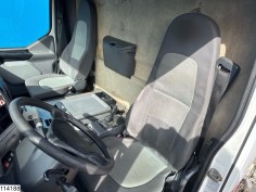 Renault Premium 270