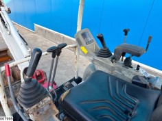 Takeuchi TB216