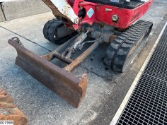 Takeuchi TB216