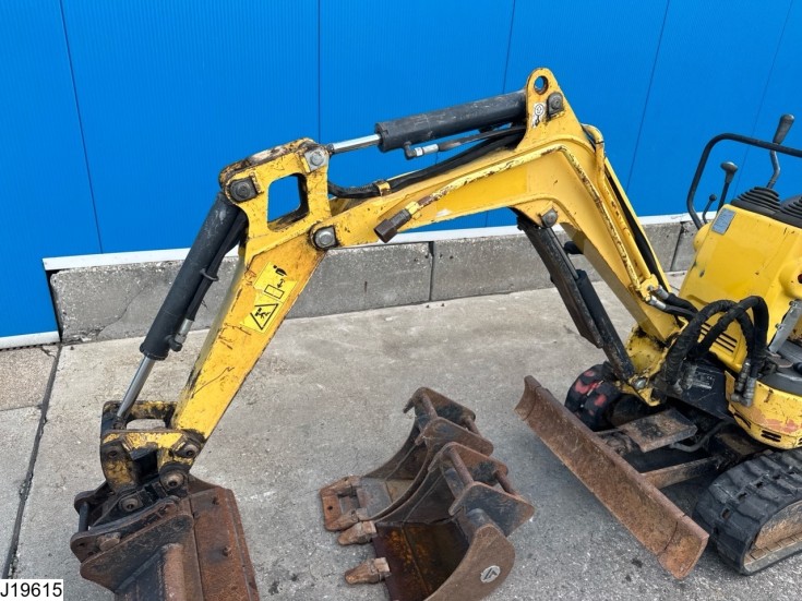 Yanmar SV08 1A