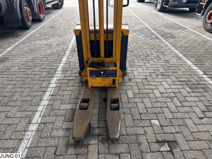 Jungheinrich Reachtruck