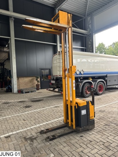 Jungheinrich Reachtruck