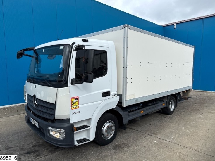 Mercedes Atego 1018