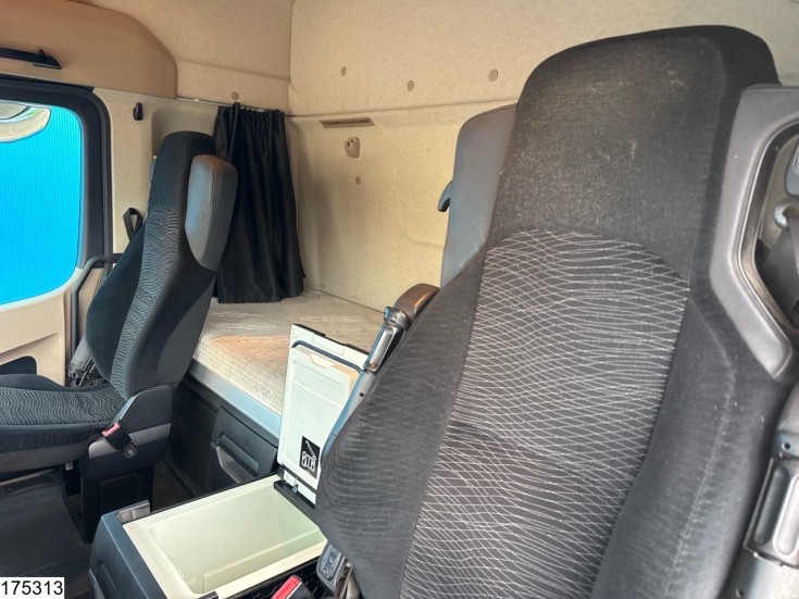 Mercedes Actros 1845