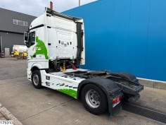 Mercedes Actros 1845