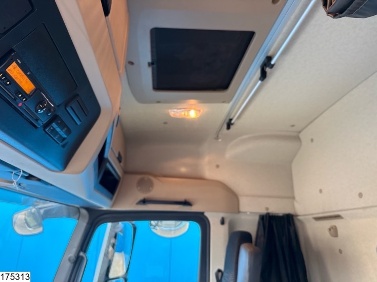 Mercedes Actros 1845