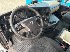 Mercedes Actros 1845