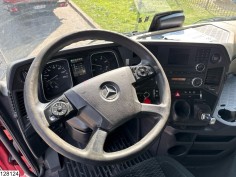 Mercedes Actros 2548