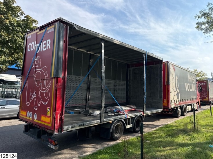 Mercedes Actros 2548