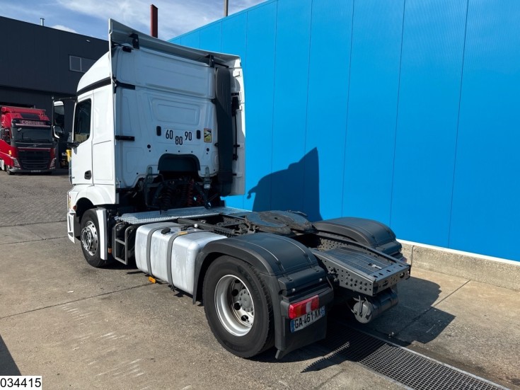 Mercedes Actros 1845