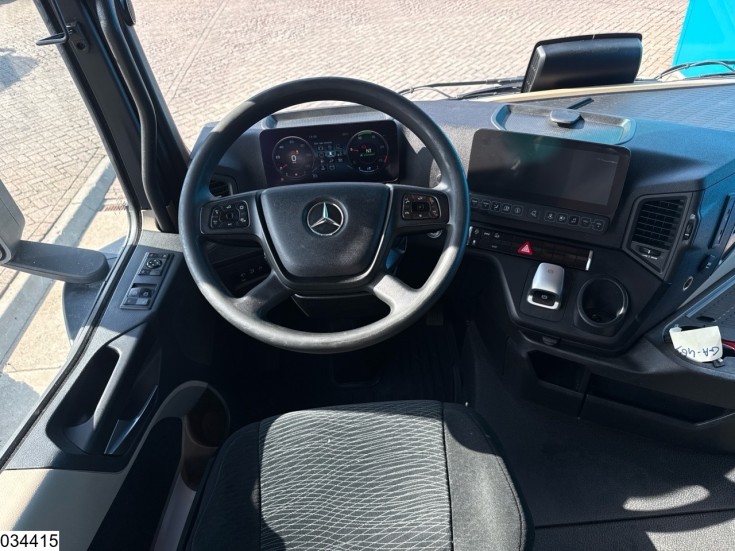 Mercedes Actros 1845