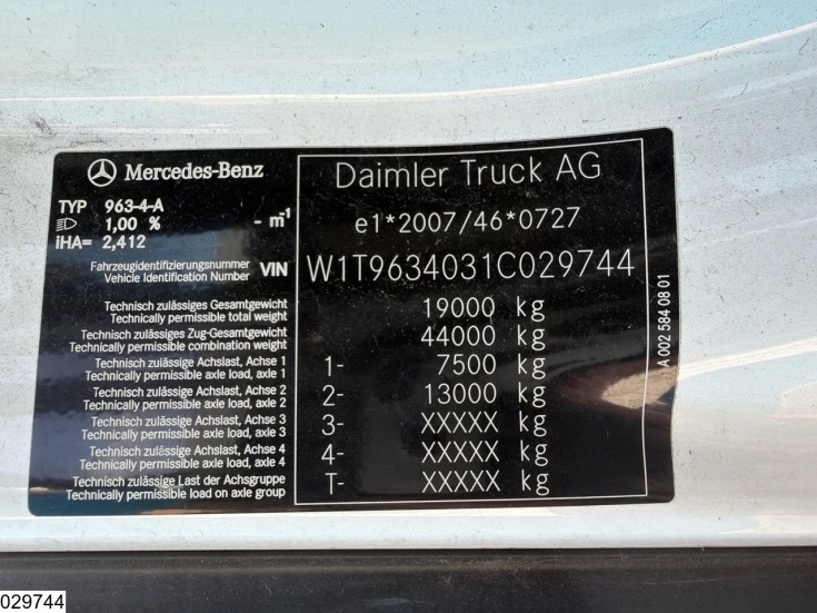 Mercedes Actros 1845