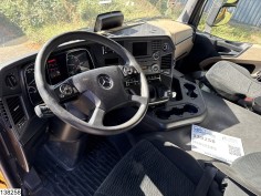 Mercedes Actros 1843