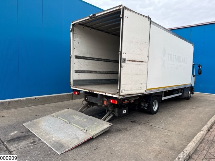Renault D12 210
