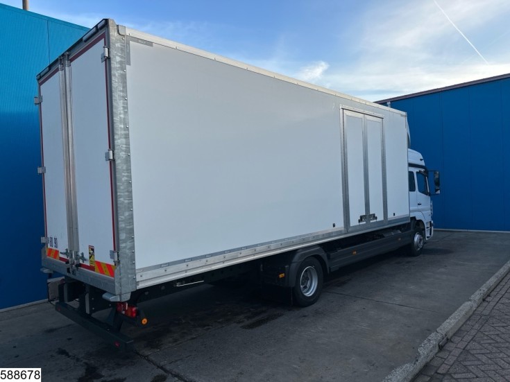 Mercedes atego 1530