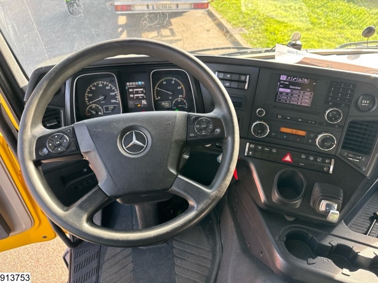 Mercedes Actros 1843