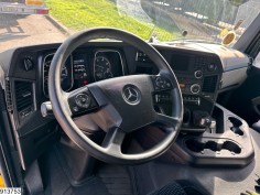 Mercedes Actros 1843
