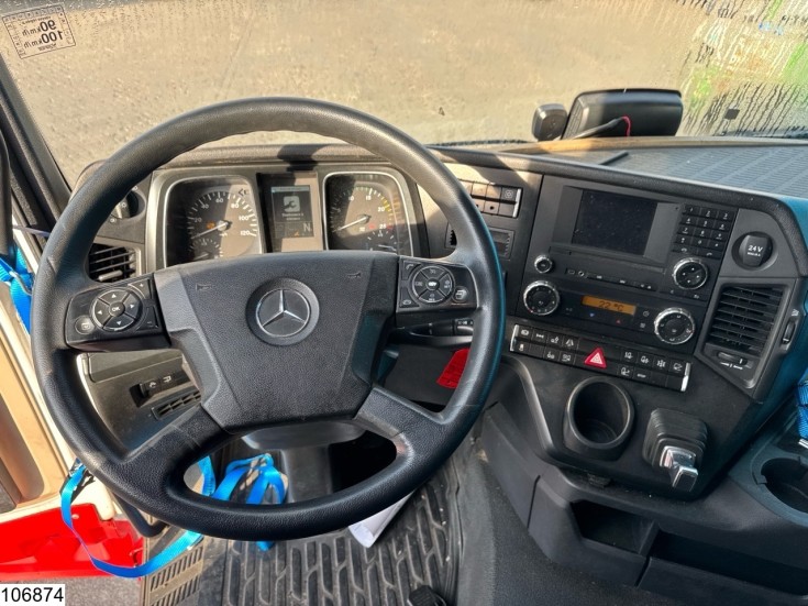 Mercedes Actros 2548
