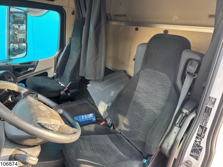 Mercedes Actros 2548
